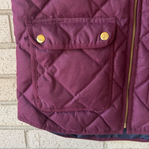 J.Crew Burgundy Quilted Excursion Vest XS, Gold Accent Classic Holiday Layer - Picture 3 of 8
